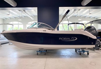 2024 Robalo R207 Biscayne Blue/White Boat